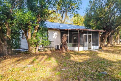 House in Mount Dora, Florida 3 bedrooms, 162.76 sq.m. № 2109009 - photo 12