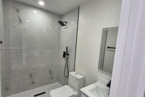 Villa ou maison à vendre à Hialeah, Floride: 3 chambres, 108.14 m2 № 1951669 - photo 8