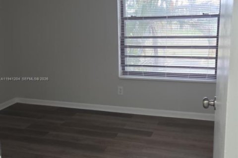 Condominio en venta en Oakland Park, Florida, 2 dormitorios, 81.75 m2 № 2000646 - foto 7