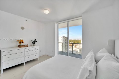 Снять в аренду кондоминиум в Майами, Флорида 2 спальни, 102.1м2, № 2043721 - фото 16