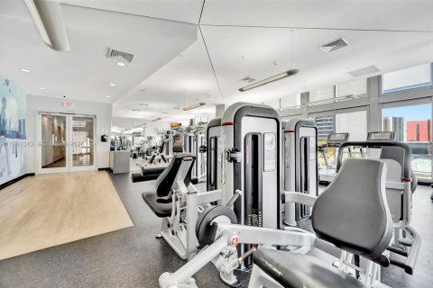 Снять в аренду кондоминиум в Майами, Флорида 2 спальни, 102.1м2, № 2043721 - фото 27