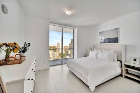 Снять в аренду кондоминиум в Майами, Флорида 2 спальни, 102.1м2, № 2043721 - фото 15