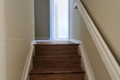 Townhouse in Homestead, Florida 3 bedrooms, 153.94 sq.m. № 1953732 - photo 7