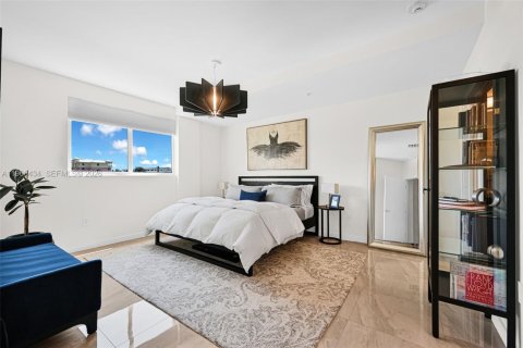 Condo in Deerfield Beach, Florida, 2 bedrooms  № 2045970 - photo 19