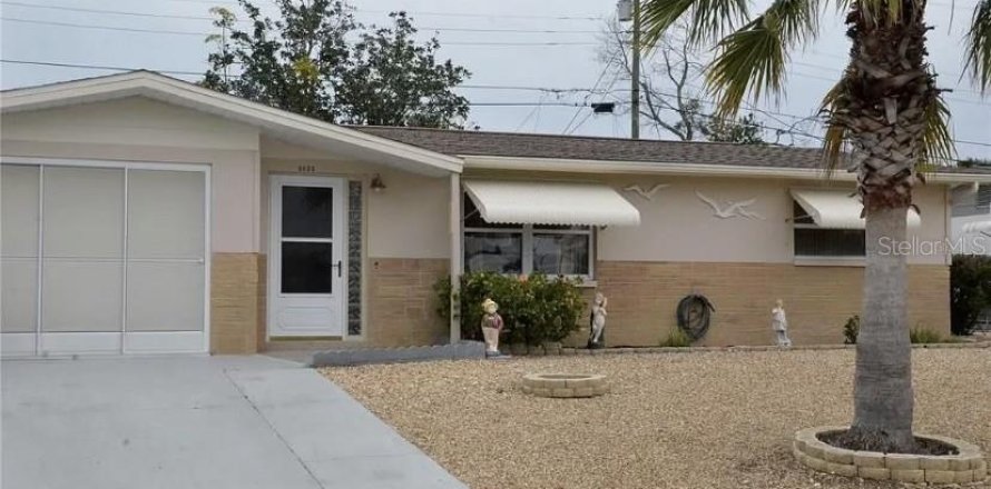 Casa en Holiday, Florida 2 dormitorios, 108.51 m2 № 1824894