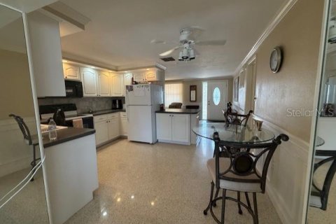 Casa en alquiler en Holiday, Florida, 2 dormitorios, 108.51 m2 № 1824894 - foto 2