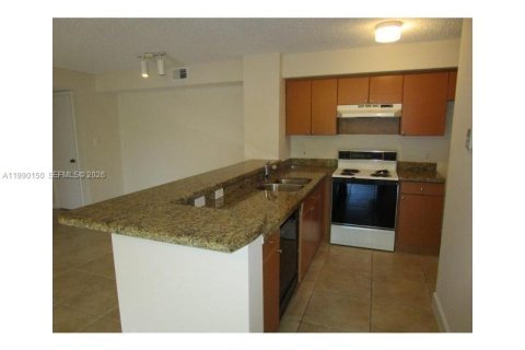 Condo in Hollywood, Florida, 2 bedrooms  № 2052069