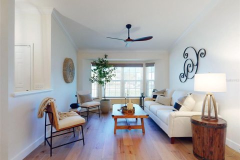 Casa en venta en Edgewater, Florida, 4 dormitorios, 196.21 m2 № 1719793 - foto 7