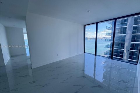 Copropriété à louer à Miami, Floride: 5 chambres, 240.06 m2 № 1999083 - photo 14