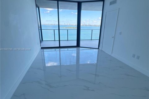 Copropriété à louer à Miami, Floride: 5 chambres, 240.06 m2 № 1999083 - photo 26