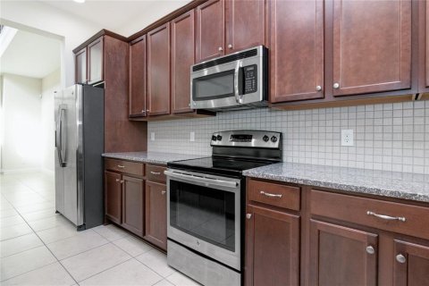 Townhouse in Orlando, Florida 3 bedrooms, 163.88 sq.m. № 1907278 - photo 6