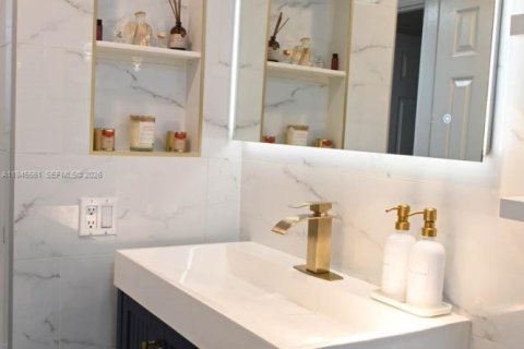 Купить таунхаус в Уэстон, Флорида 3 спальни, 130.99м2, № 2002004 - фото 24