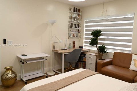 Купить таунхаус в Уэстон, Флорида 3 спальни, 130.99м2, № 2002004 - фото 25