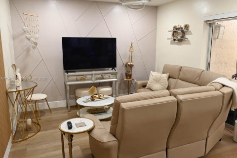 Купить таунхаус в Уэстон, Флорида 3 спальни, 130.99м2, № 2002004 - фото 20