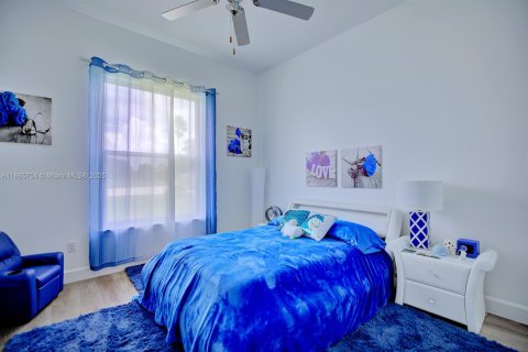 Casa en venta en Sebring, Florida, 3 dormitorios, 201.51 m2 № 1923515 - foto 25