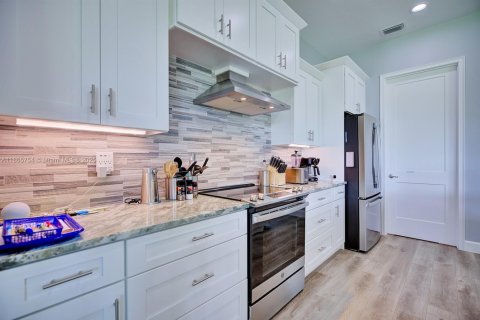 Casa en venta en Sebring, Florida, 3 dormitorios, 201.51 m2 № 1923515 - foto 15