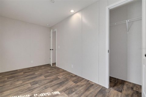 Commercial property in Hudson, Florida 3 bedrooms, 102.19 sq.m. № 1648753 - photo 18