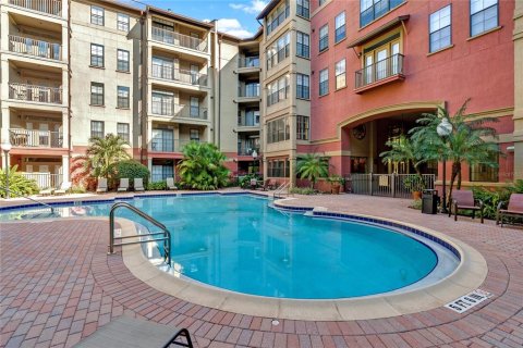 Condo in Orlando, Florida, 2 bedrooms № 2277502 - photo 30