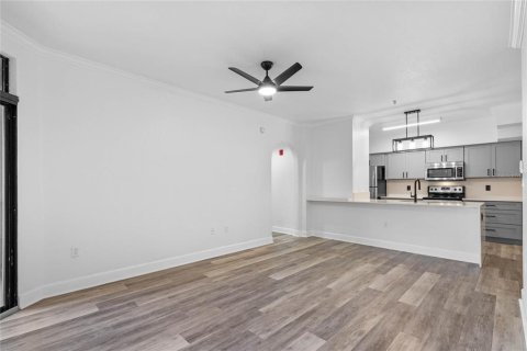 Condo in Orlando, Florida, 2 bedrooms № 2277502 - photo 10