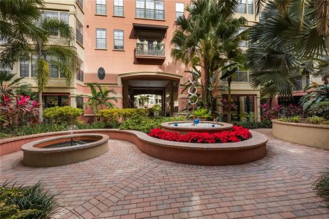 Condo in Orlando, Florida, 2 bedrooms № 2277502 - photo 26