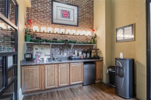Condo in Orlando, Florida, 2 bedrooms № 2277502 - photo 24