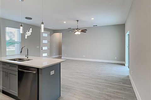 Casa en venta en Poinciana, Florida, 4 dormitorios, 151.06 m2 № 2383506 - foto 6