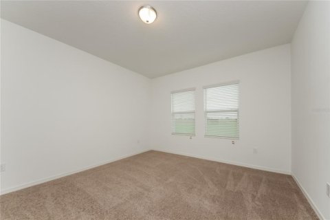 Casa en alquiler en Haines City, Florida, 3 dormitorios, 151.99 m2 № 1803998 - foto 9