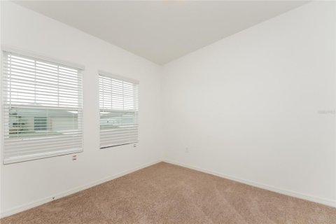 Casa en alquiler en Haines City, Florida, 3 dormitorios, 151.99 m2 № 1803998 - foto 13