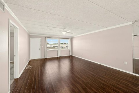 Condominio en venta en Seminole, Florida, 2 dormitorios, 110.55 m2 № 2204573 - foto 7
