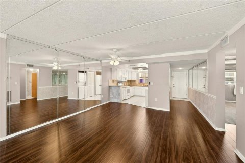 Condominio en venta en Seminole, Florida, 2 dormitorios, 110.55 m2 № 2204573 - foto 4