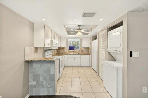 Condominio en venta en Seminole, Florida, 2 dormitorios, 110.55 m2 № 2204573 - foto 11