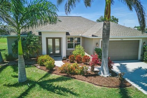 Casa en venta en Punta Gorda, Florida, 3 dormitorios, 167.5 m2 № 1690178 - foto 3