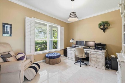 House in Bradenton, Florida 4 bedrooms, 377.37 sq.m. № 2150348 - photo 24