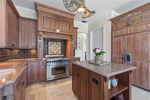 House in Bradenton, Florida 4 bedrooms, 377.37 sq.m. № 2150348 - photo 18