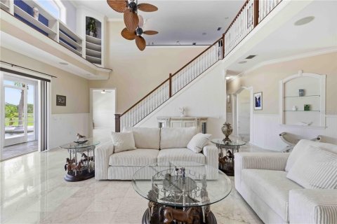 House in Bradenton, Florida 4 bedrooms, 377.37 sq.m. № 2150348 - photo 16