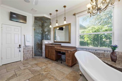 House in Bradenton, Florida 4 bedrooms, 377.37 sq.m. № 2150348 - photo 30
