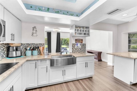 Casa en venta en Tamarac, Florida, 4 dormitorios, 219.81 m2 № 1990253 - foto 9