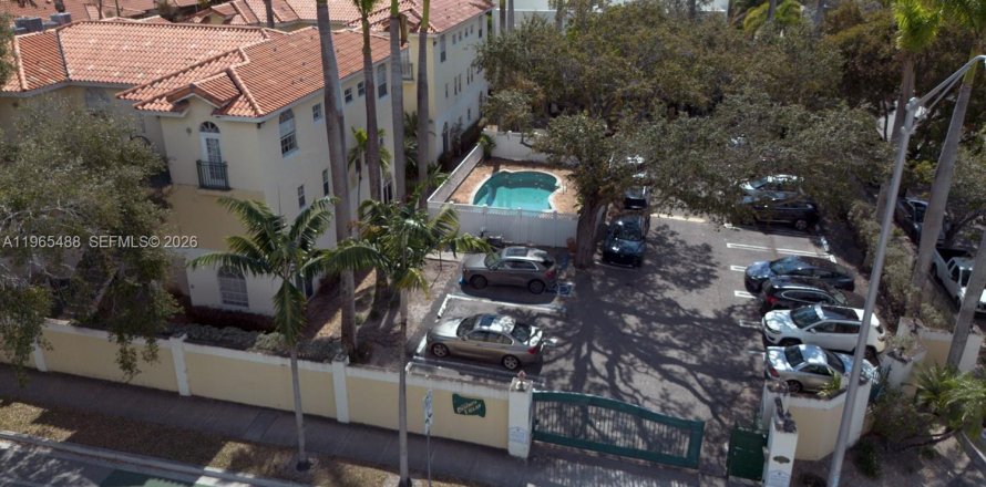 Condo à Miami, Floride, 1 chambre  № 2029629