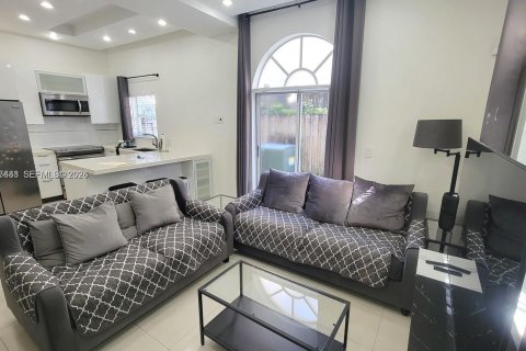 Copropriété à louer à Miami, Floride: 1 chambre, 49.24 m2 № 2029629 - photo 6