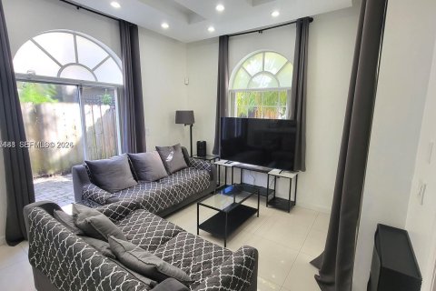 Copropriété à louer à Miami, Floride: 1 chambre, 49.24 m2 № 2029629 - photo 7