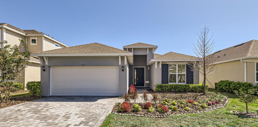 House in Mount Dora, Florida 3 bedrooms, 142.88 sq.m. № 2379230