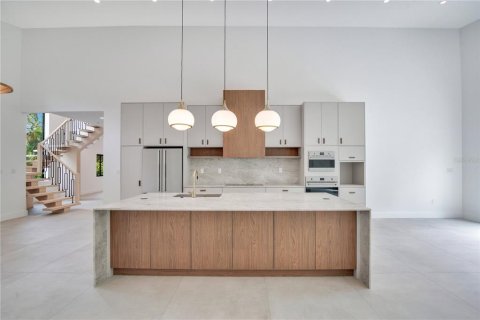 House in Winter Park, Florida 4 bedrooms, 344.67 sq.m. № 1846541 - photo 9