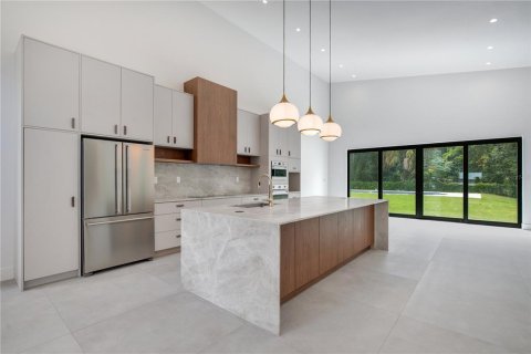 House in Winter Park, Florida 4 bedrooms, 344.67 sq.m. № 1846541 - photo 4