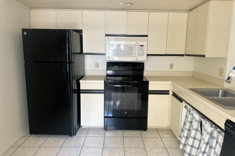 Купить кондоминиум в Брейдентон, Флорида 3 комнаты, 96.8м2, № 1716697 - фото 2