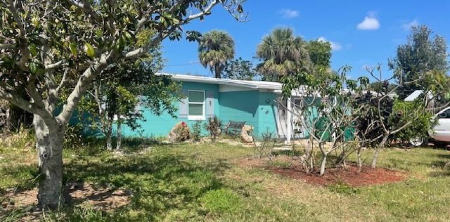 Villa ou maison à Port Charlotte, Floride 3 chambres, 115.94 m2 № 1637700