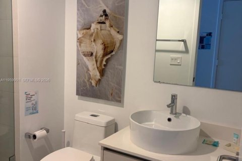 Condominio en venta en Hallandale Beach, Florida, 2 dormitorios, 94.76 m2 № 2031763 - foto 15