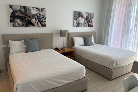 Condominio en venta en Hallandale Beach, Florida, 2 dormitorios, 94.76 m2 № 2031763 - foto 12