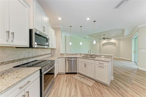 Villa ou maison à vendre à North Port, Floride: 3 chambres, 162.11 m2 № 1902824 - photo 13