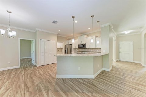 Villa ou maison à vendre à North Port, Floride: 3 chambres, 162.11 m2 № 1902824 - photo 11