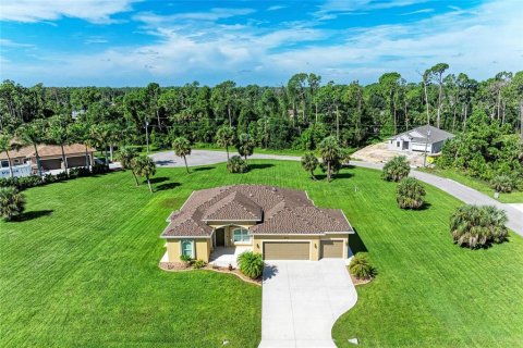 Villa ou maison à vendre à North Port, Floride: 3 chambres, 162.11 m2 № 1902824 - photo 2